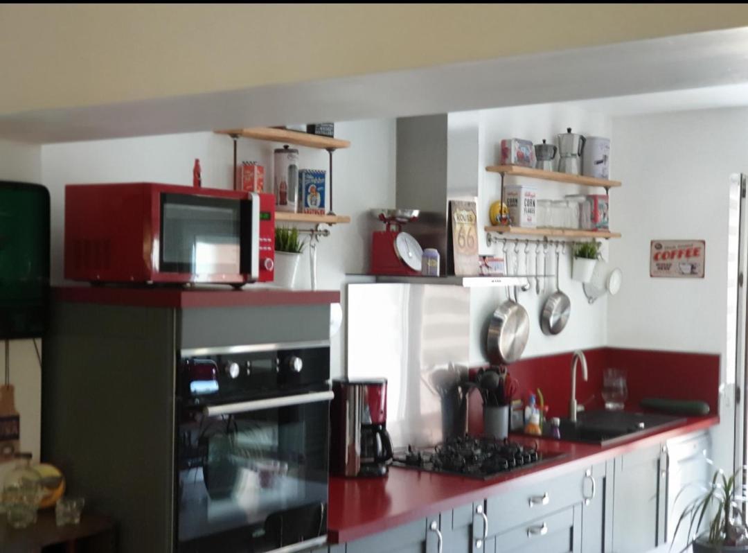 Chambre Privee Au Coeur De Calais Bagian luar foto
